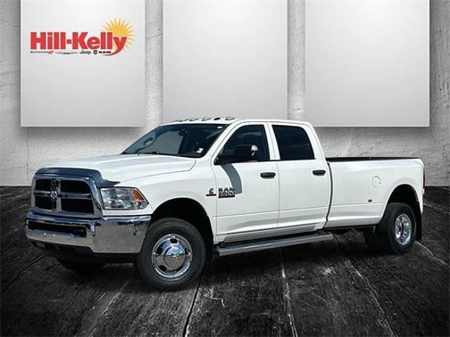 2017 RAM 3500 Tradesman Crew Cab 4x4 8' Box