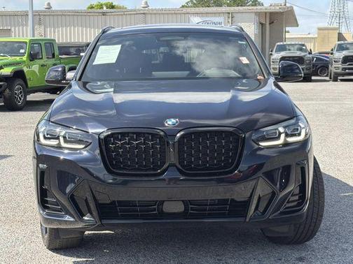 2025 BMW X4 xDrive30i