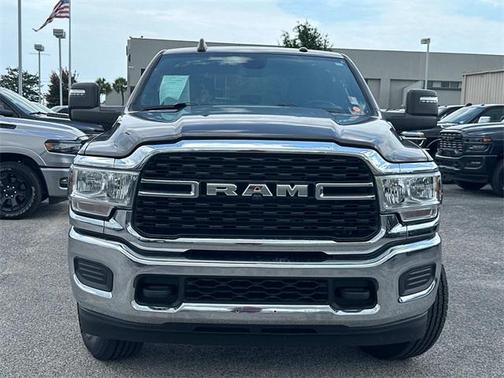 2024 RAM 2500 Tradesman Crew Cab 4x4 6'4' Box