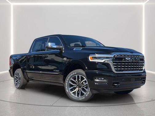 Diamond Black Crystal Pearlcoat 2026 RAM 1500 Limited