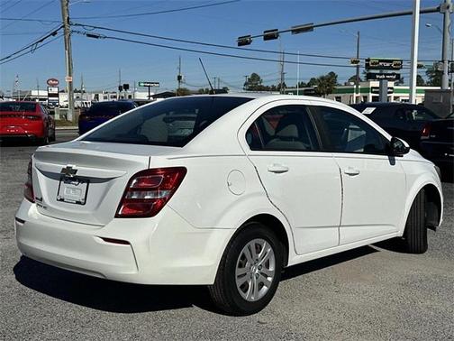 2017 Chevrolet Sonic LS