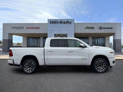 Ivory White Tri-Coat Pearlcoat 2026 RAM 1500 Longhorn