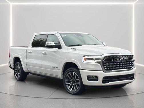 Ivory White Tri-Coat Pearlcoat 2026 RAM 1500 Longhorn