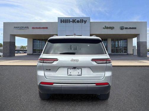 Silver Zynith 2026 Jeep Grand Cherokee L Altitude