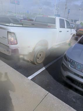 2017 RAM 3500 Tradesman Crew Cab 4x4 8' Box