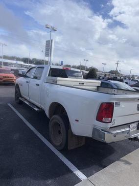 2017 RAM 3500 Tradesman Crew Cab 4x4 8' Box