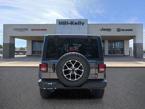 Granite Crystal Metallic Clearcoat 2026 Jeep Wrangler Sport S