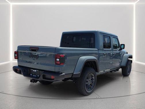 Anvil Clearcoat 2026 Jeep Gladiator Sport S