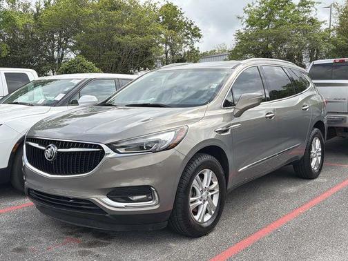 Pepperdust Metallic 2018 Buick Enclave Essence