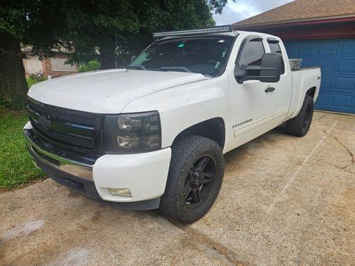 Summit White 2009 Chevrolet Silverado 1500 LT Extended Cab