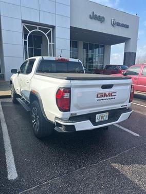 2024 GMC Canyon AT4