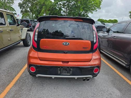 Wild Orange 2018 Kia Soul !