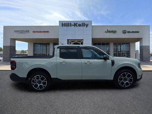 Desert Sand 2025 Ford Maverick Lariat