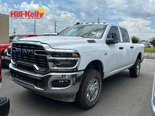 2025 RAM 2500 Tradesman Crew Cab 4x4 6'4' Box