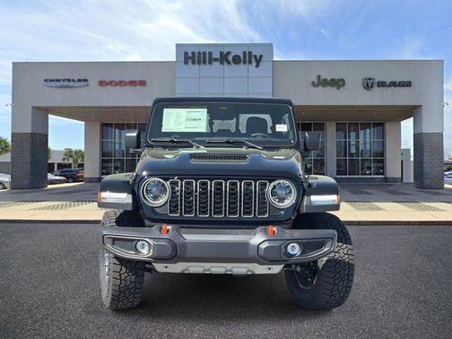 Black Clearcoat 2026 Jeep Gladiator Mojave 4x4