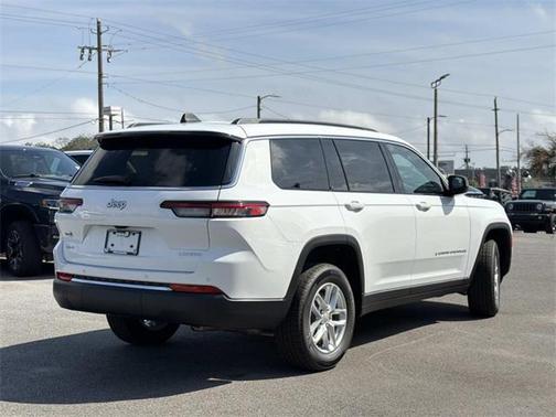 2026 Jeep Grand Cherokee L Laredo