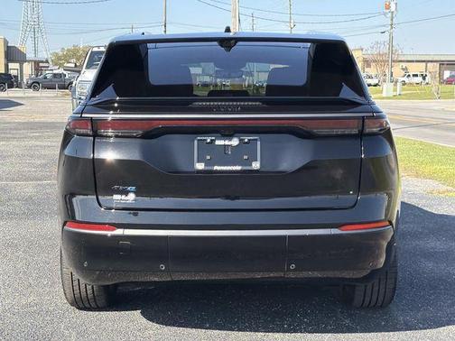 2024 Jeep Wagoneer S Launch Edition