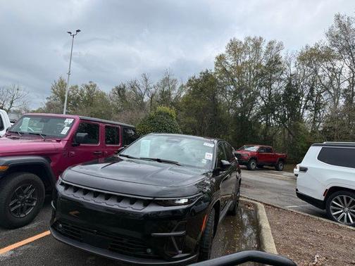 2024 Jeep Wagoneer S Launch Edition
