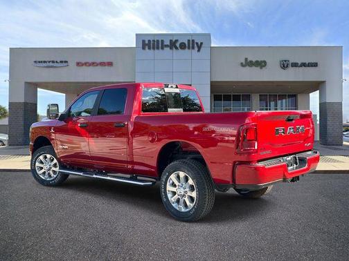 Molten Red Pearlcoat 2026 RAM 2500 Big Horn