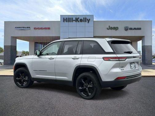 Silver Zynith 2025 Jeep Grand Cherokee Altitude