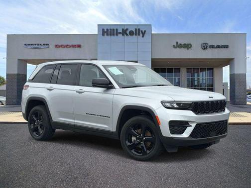 Silver Zynith 2025 Jeep Grand Cherokee Altitude