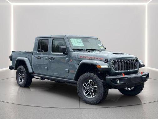 Anvil Clearcoat 2026 Jeep Gladiator Mojave X 4x4