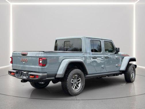 Anvil Clearcoat 2026 Jeep Gladiator Mojave X 4x4