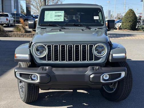 2026 Jeep Wrangler 4-Door Sahara 4x4