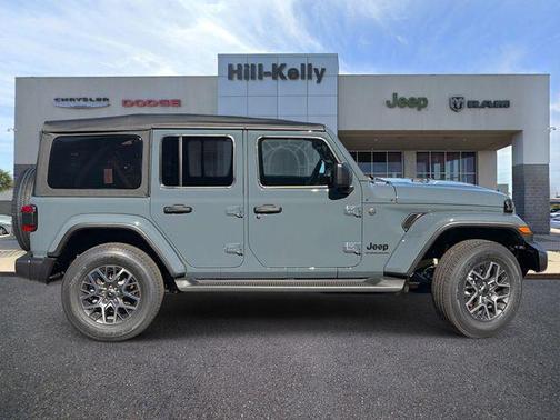Anvil Clearcoat 2026 Jeep Wrangler 4-Door Sahara 4x4