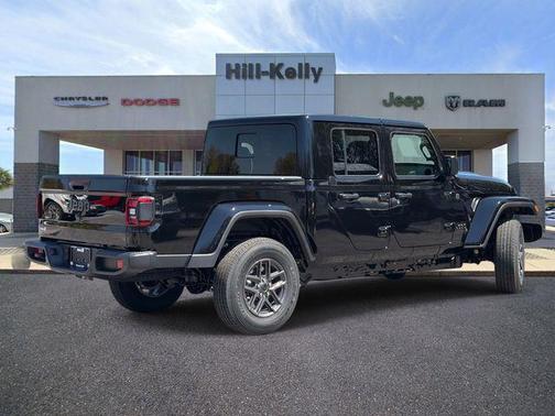 Black Clearcoat 2026 Jeep Gladiator Sport S
