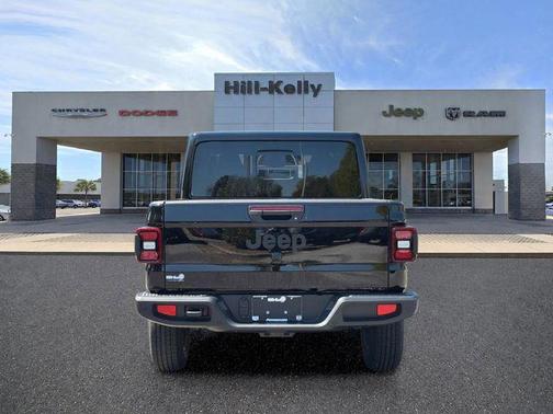 Black Clearcoat 2026 Jeep Gladiator Sport S