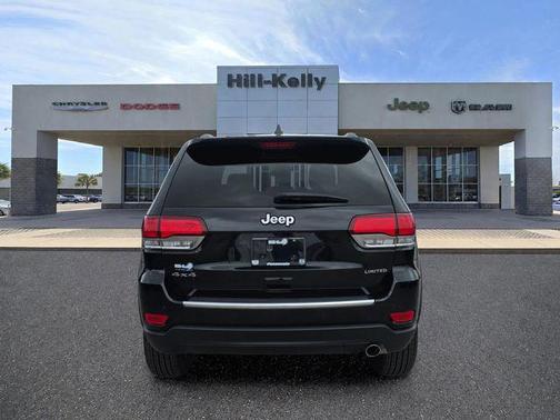 Diamond Black Crystal Pearlcoat 2022 Jeep Grand Cherokee Limited