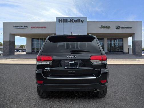 Diamond Black Crystal Pearlcoat 2022 Jeep Grand Cherokee Limited