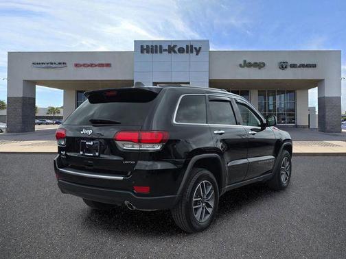 Diamond Black Crystal Pearlcoat 2022 Jeep Grand Cherokee Limited