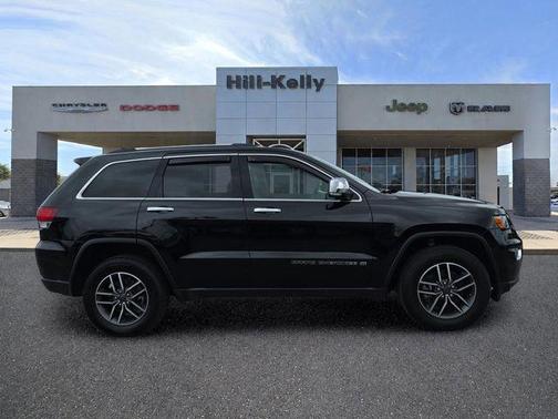 Diamond Black Crystal Pearlcoat 2022 Jeep Grand Cherokee Limited