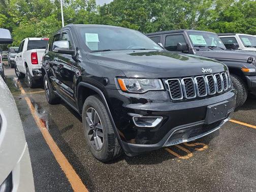 Diamond Black Crystal Pearlcoat 2022 Jeep Grand Cherokee Limited