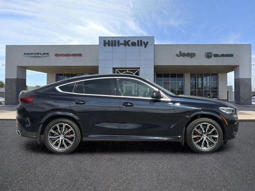 Black Sapphire Metallic 2022 BMW X6 xDrive40i