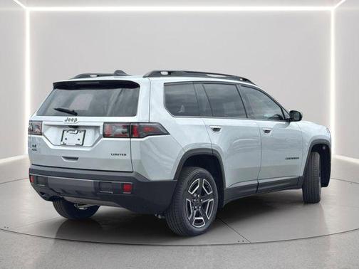 Silver Zynith Clearcoat 2026 Jeep Cherokee Limited