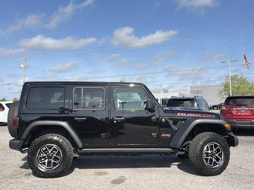 Black Clearcoat 2025 Jeep Wrangler Rubicon