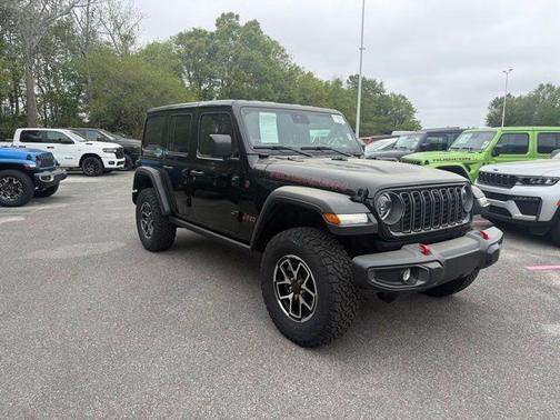 Black Clearcoat 2025 Jeep Wrangler Rubicon