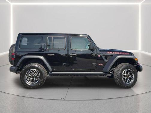 Black Clearcoat 2025 Jeep Wrangler Rubicon