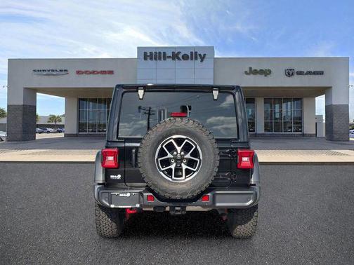 Black Clearcoat 2025 Jeep Wrangler Rubicon