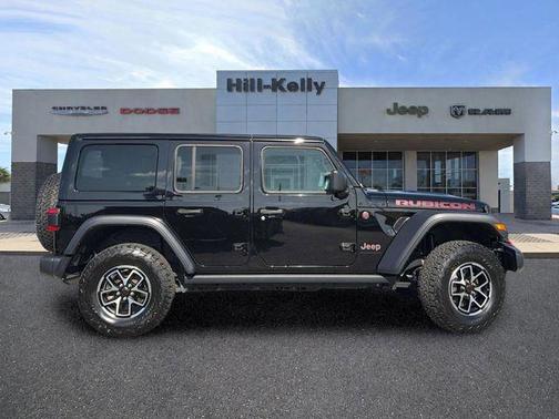Black Clearcoat 2025 Jeep Wrangler Rubicon