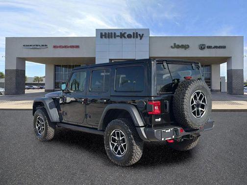 Black Clearcoat 2025 Jeep Wrangler Rubicon