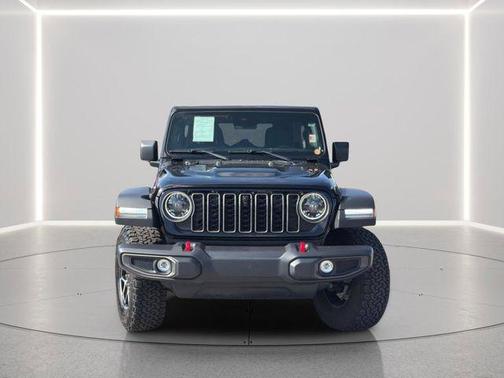 Black Clearcoat 2025 Jeep Wrangler Rubicon