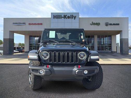 Black Clearcoat 2025 Jeep Wrangler Rubicon