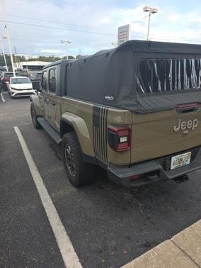 2020 Jeep Gladiator Overland