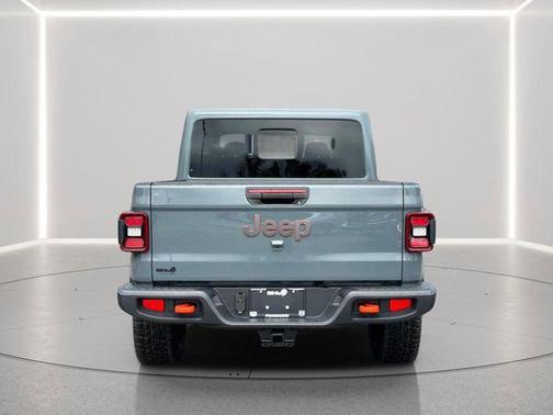 Anvil Clearcoat 2026 Jeep Gladiator Mojave 4x4