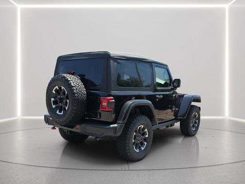 Black Clearcoat 2026 Jeep Wrangler Rubicon