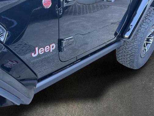 Black Clearcoat 2026 Jeep Wrangler Rubicon